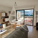 Apartment De Villeroy, 4 Personnes, Ascenseur, Parking Et Terrasse
