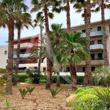 Appartement De Villeroy, 4 Personnes, Ascenseur, Parking Et Terrasse Sète